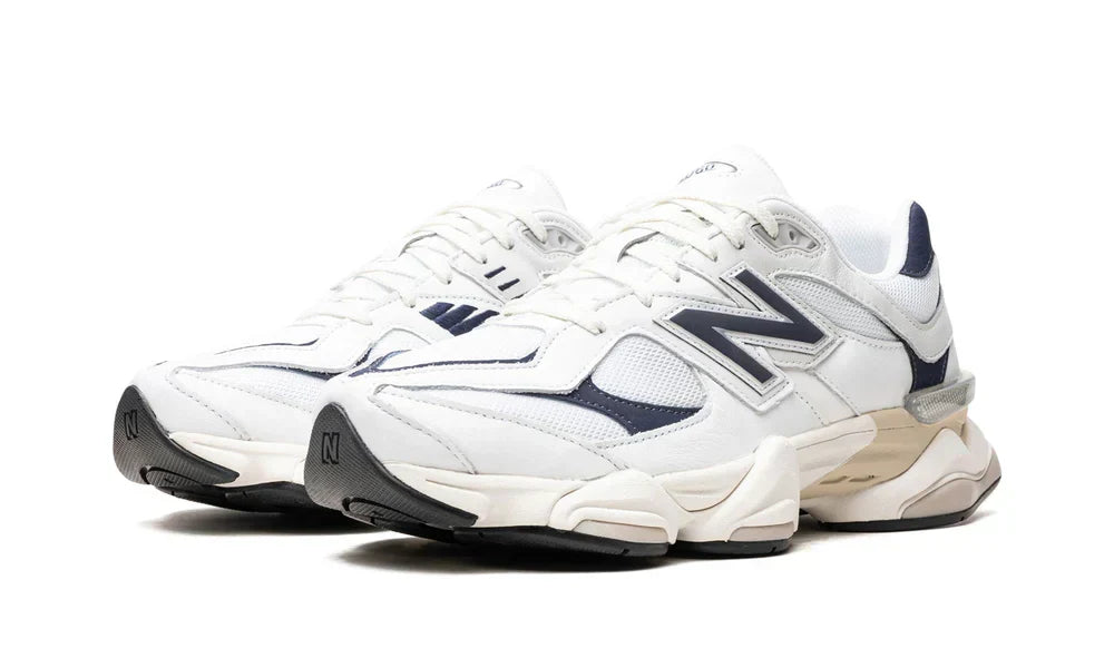 NEW BALANCE 9060 "Blanco / Azul marino
